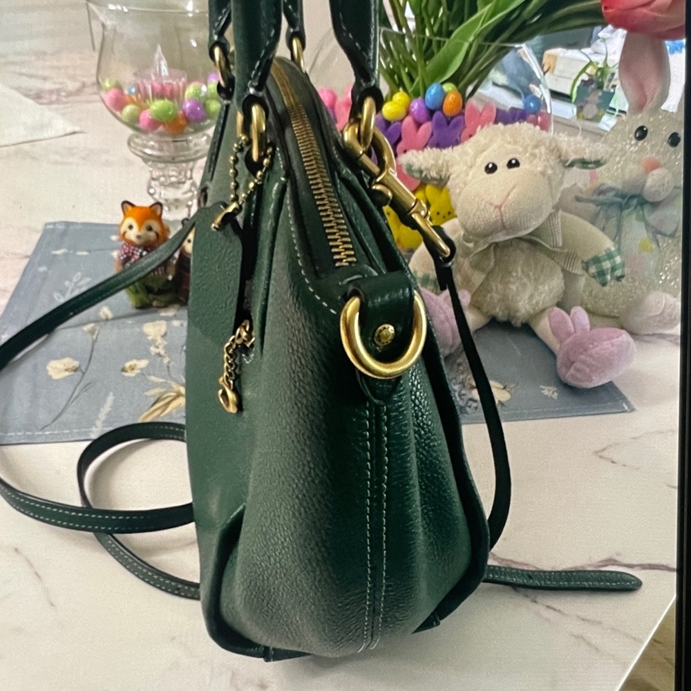 Coach Dark Green Leather Satchel with Gold Hardware - Picture 4 of 7